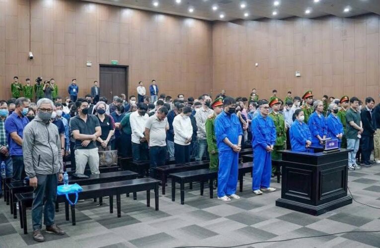 Đánh bạc hết 185 tỷ, cựu Phó chủ tịch tỉnh Phú Thọ Hồ Đại Dũng lĩnh 3 năm 6 tháng tù